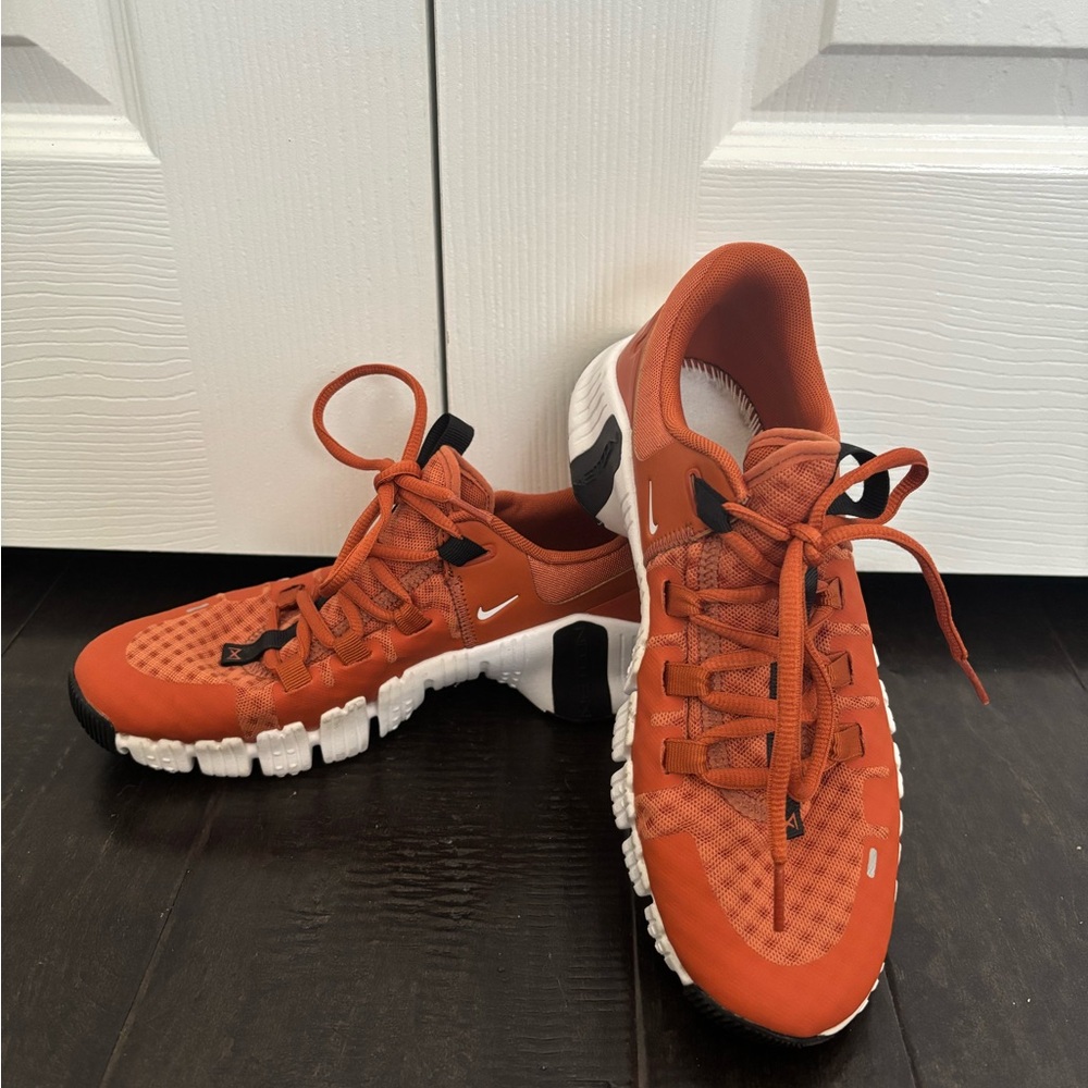 Nike Free Women’s Sneakers